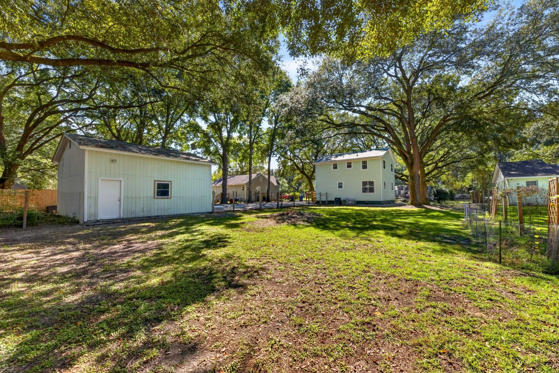 1531 Southwick Drive Photo 9