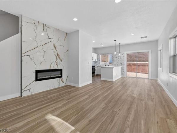 4627 Dealers Choice Way, Unit 102, Las Vegas, NV 89122
