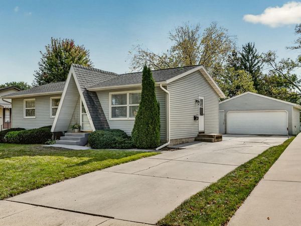 3716 1st Place NW, Rochester, MN 55901