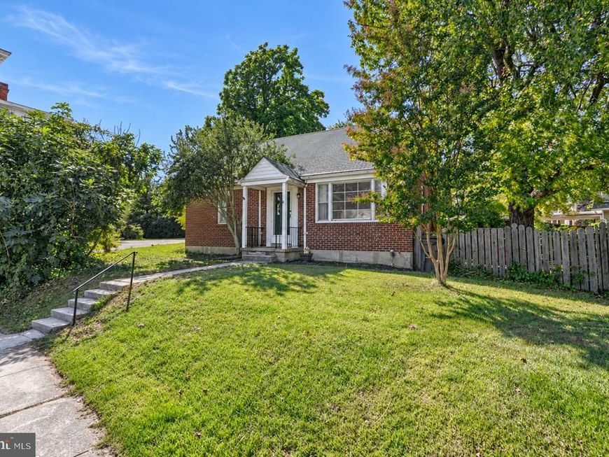 10 Hillview Drive, Catonsville, MD 21228 Main Photo