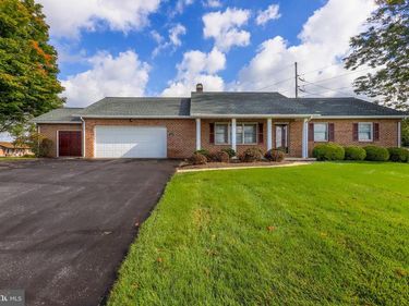 328 MILL ROAD, CHAMBERSBURG, PA 17201