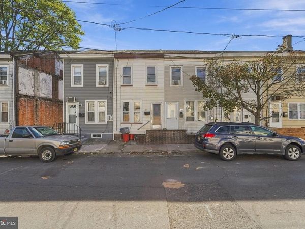 733 ADELINE STREET, TRENTON, NJ 08611