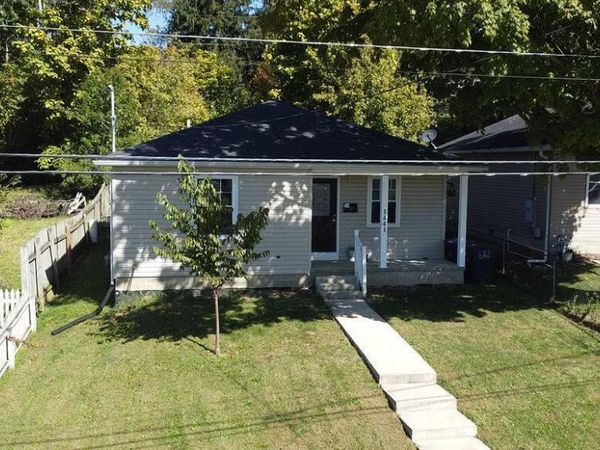1441 E Mulberry Street , Lancaster, OH 43130