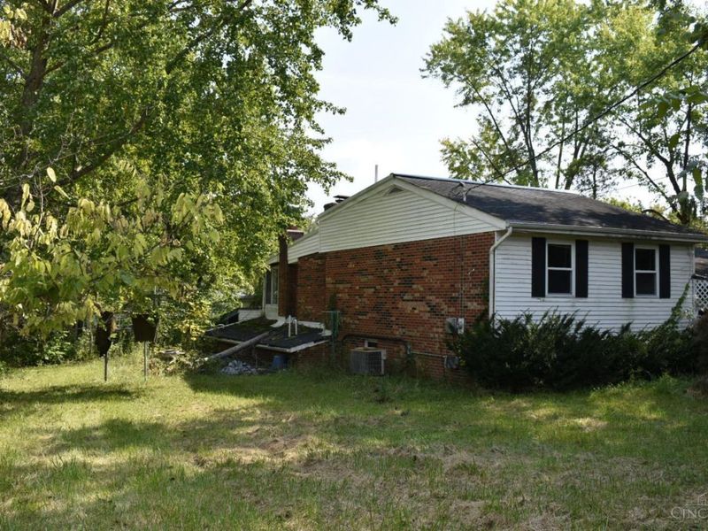 6874 St Rt 133, Wayne Township, OH 45162 Photo 4