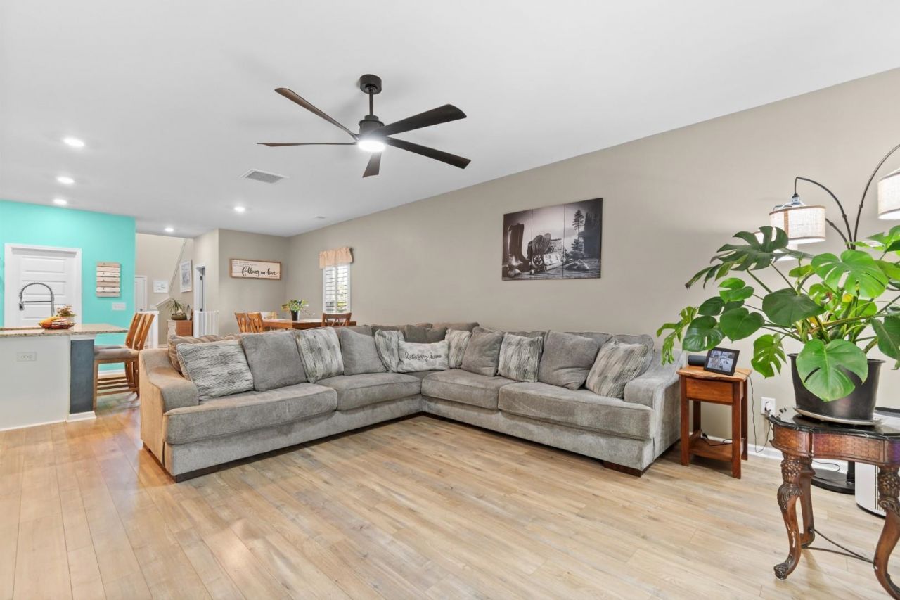 225 Cypress Tree Loop Photo 10