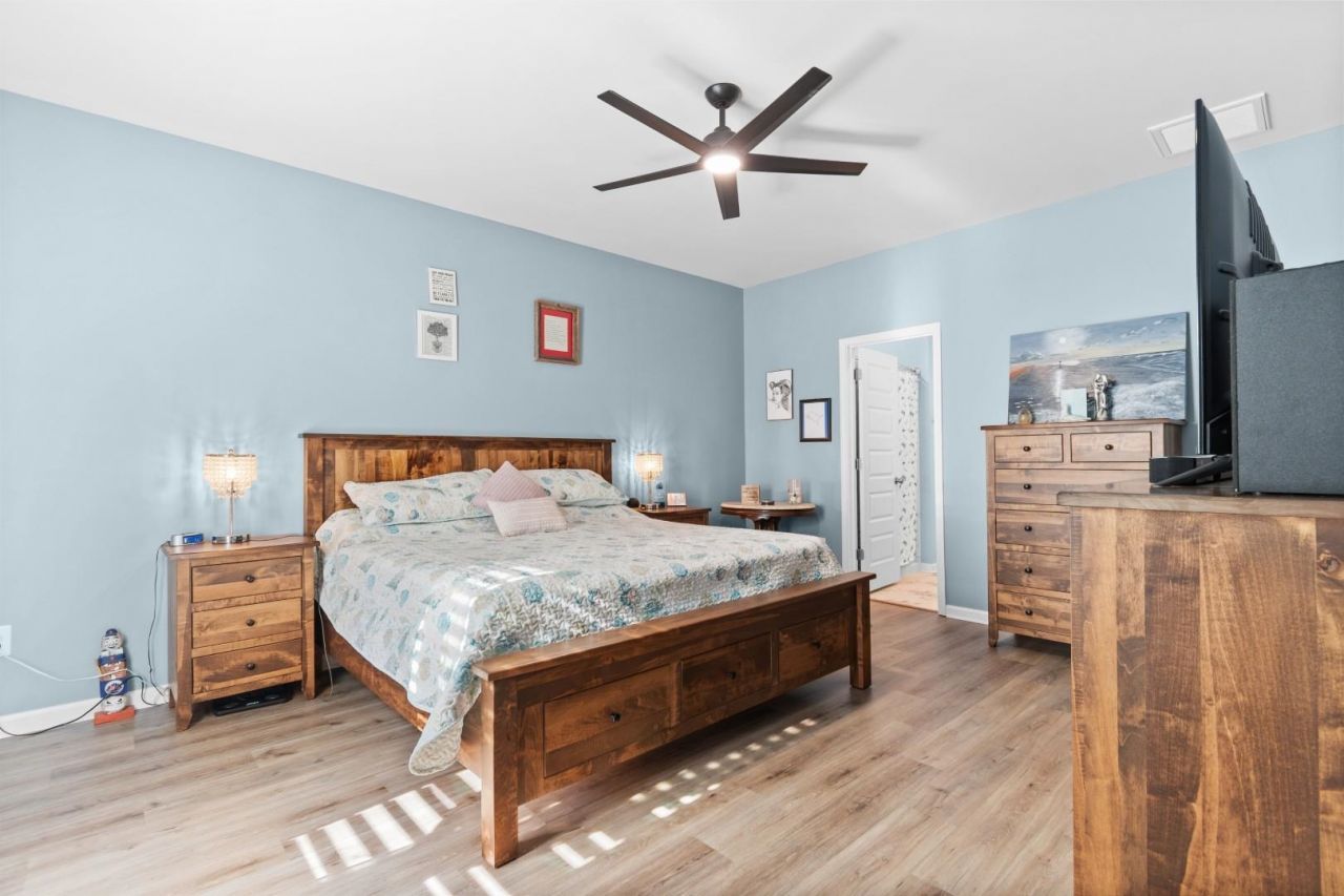 225 Cypress Tree Loop Photo 13