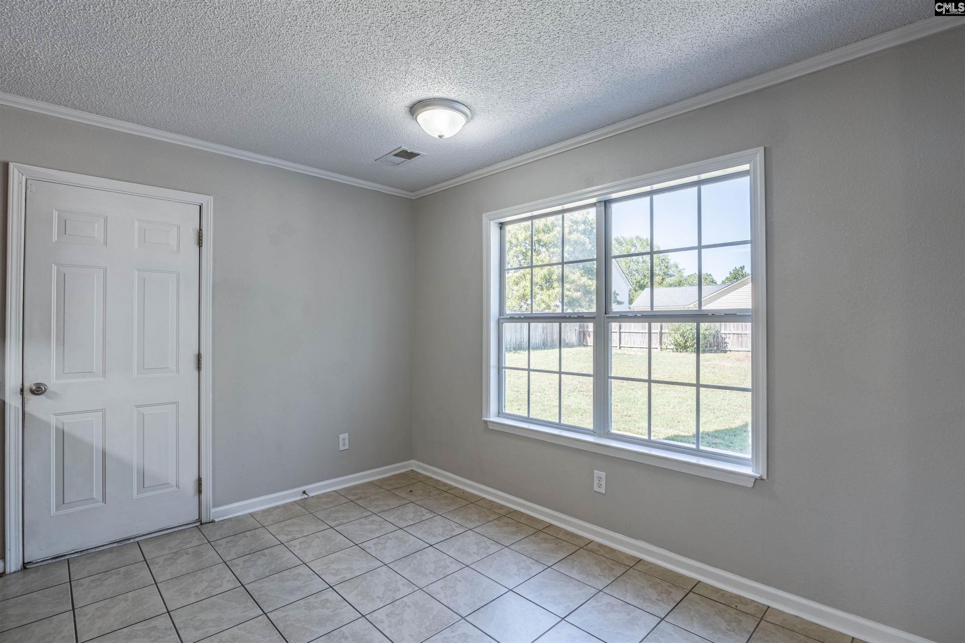 431 Kingston Trace Road  Photo 13