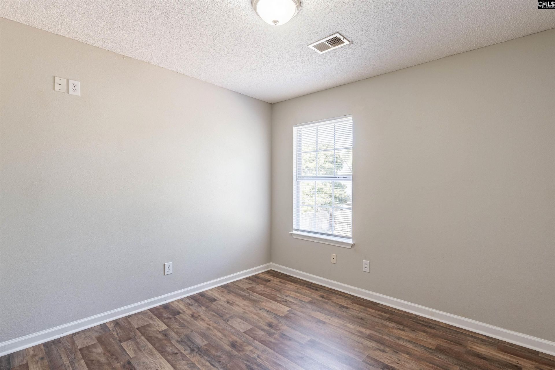 431 Kingston Trace Road  Photo 22
