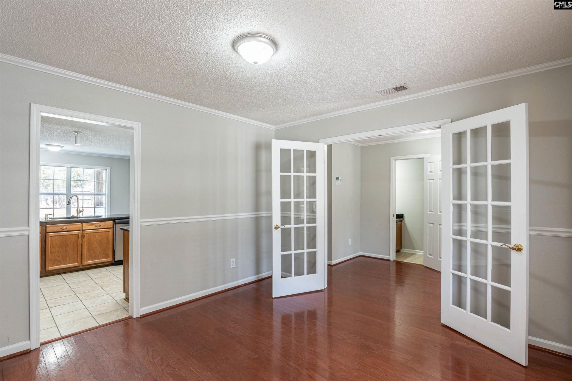 431 Kingston Trace Road  Photo 8