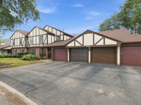 2158 Lancaster Circle, Unit 101C, Naperville, IL 60565