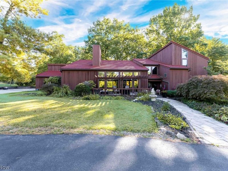 3085 Hamlin Road, Medina, OH 44256 Photo 2