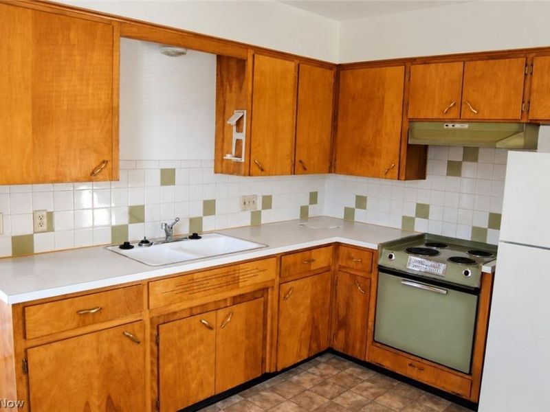2350-2352 Nicholas Avenue, Akron, OH 44305 Photo 9