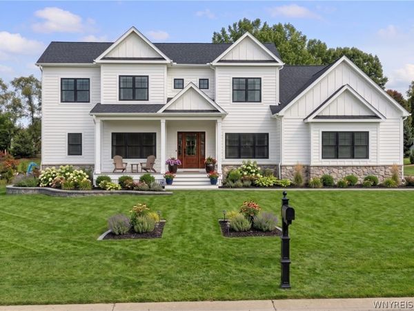 45 Deer Run, Orchard Park, NY 14127
