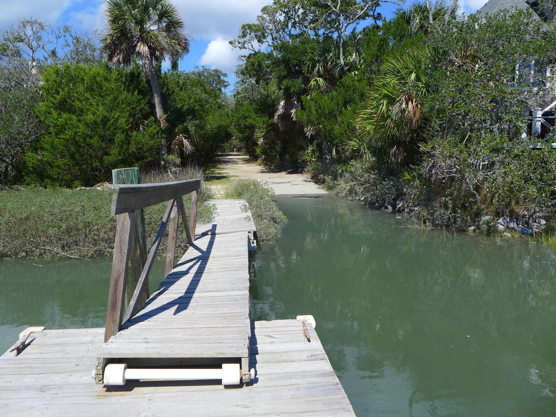 35 Hammocks Way Photo 17