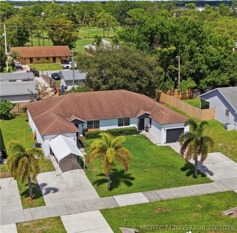 2593 SE Indian Street , Stuart, FL 34997 Photo