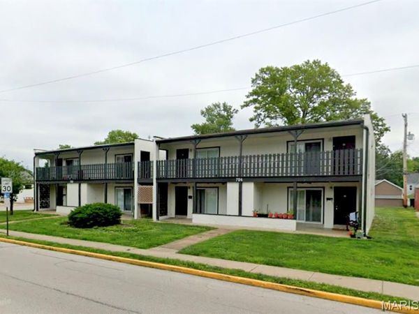 704 S LINCOLN Avenue , O'Fallon, IL 62269