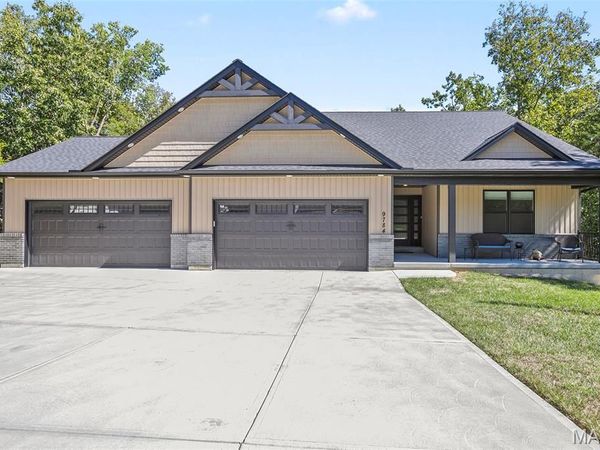 9784 Ridgecrest Drive , Hillsboro, MO 63050