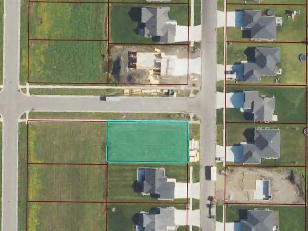 10311 Burgundy Drive, Horace, ND 58047