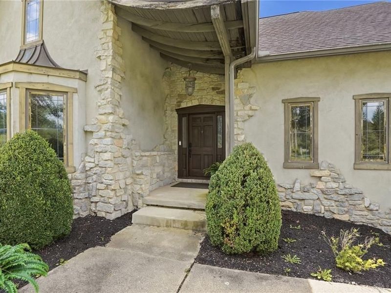609 Aberfelda Drive, Springfield, OH 45504 Photo 6