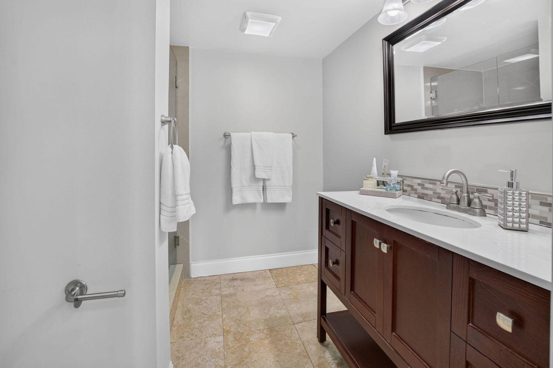 20 Royal Palm Way, Unit 301, Boca Raton, FL 33432 Photo