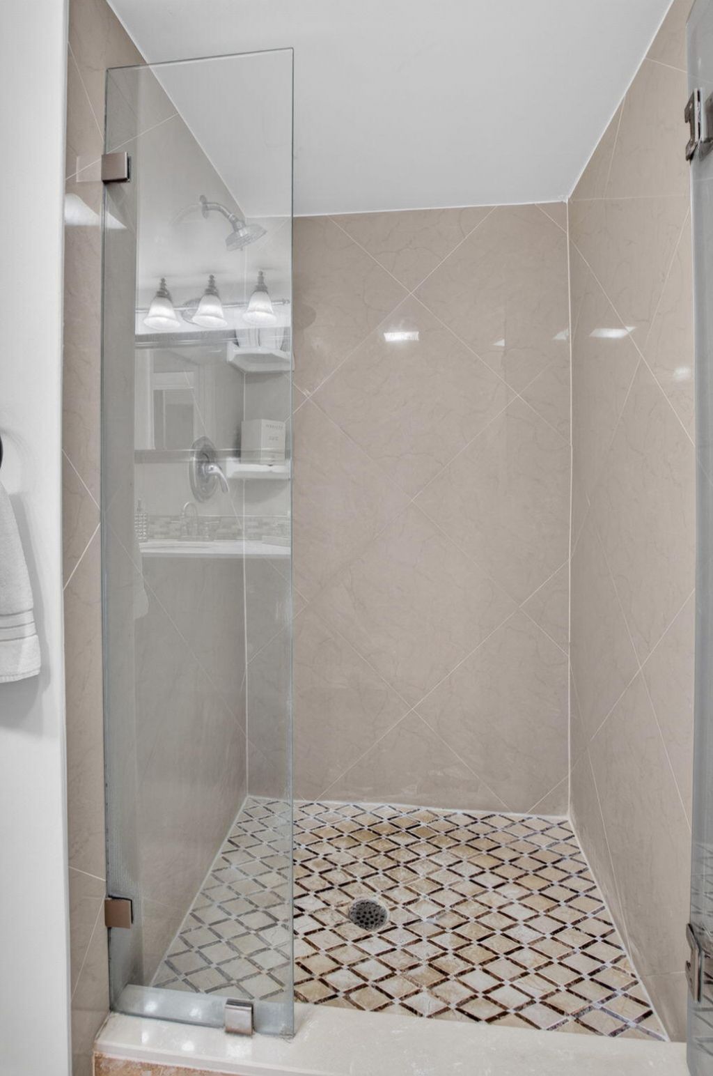20 Royal Palm Way, Unit 301, Boca Raton, FL 33432 Photo
