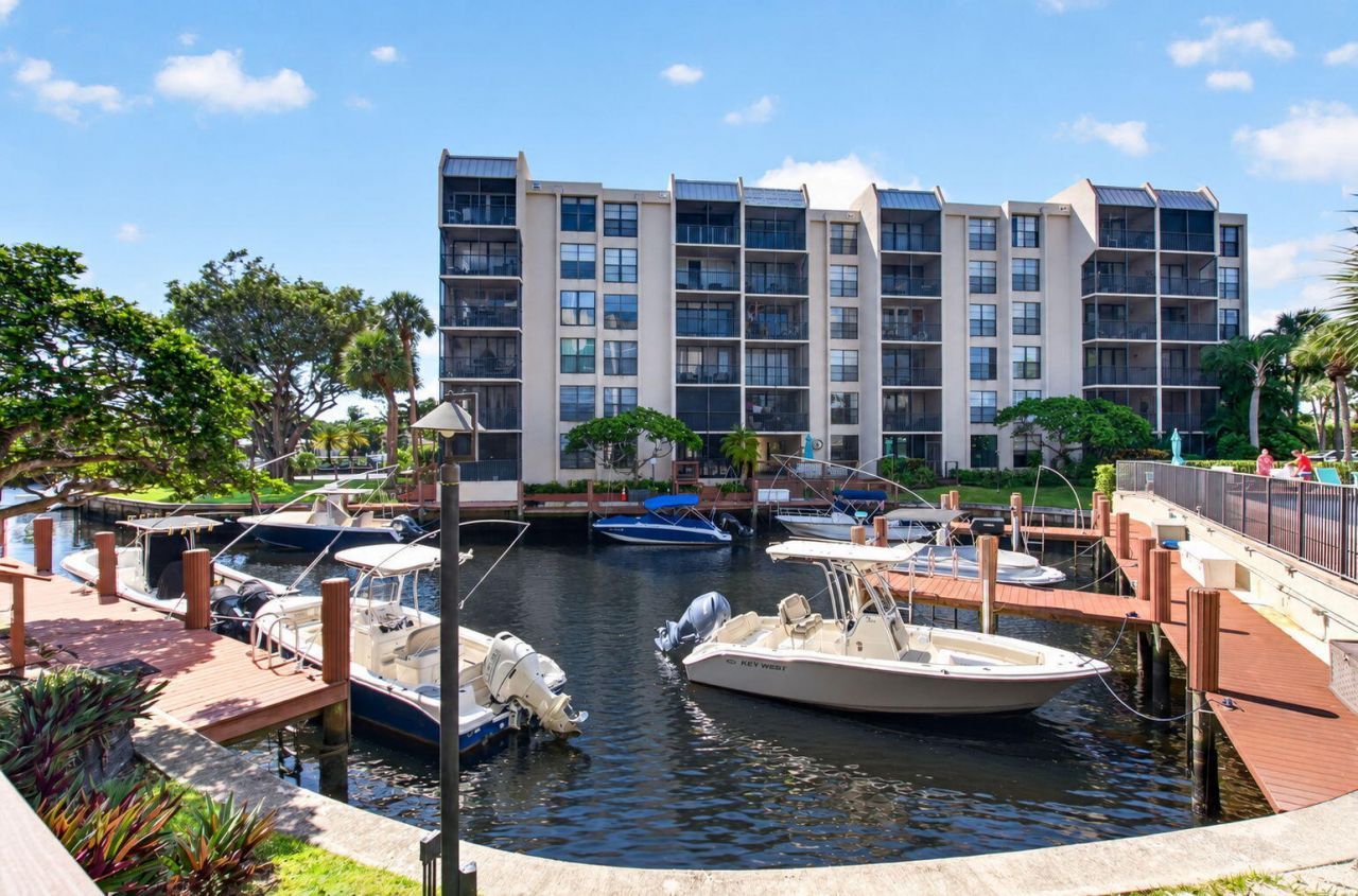 20 Royal Palm Way, Unit 301, Boca Raton, FL 33432 Photo