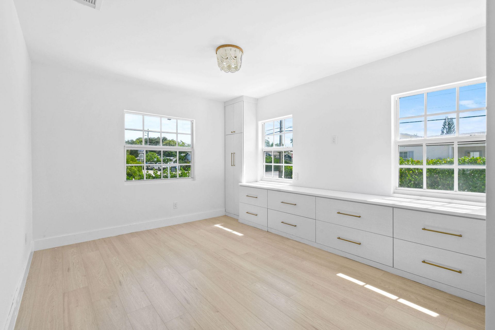 1201 N Ocean Breeze, Lake Worth Beach, FL 33460 Photo