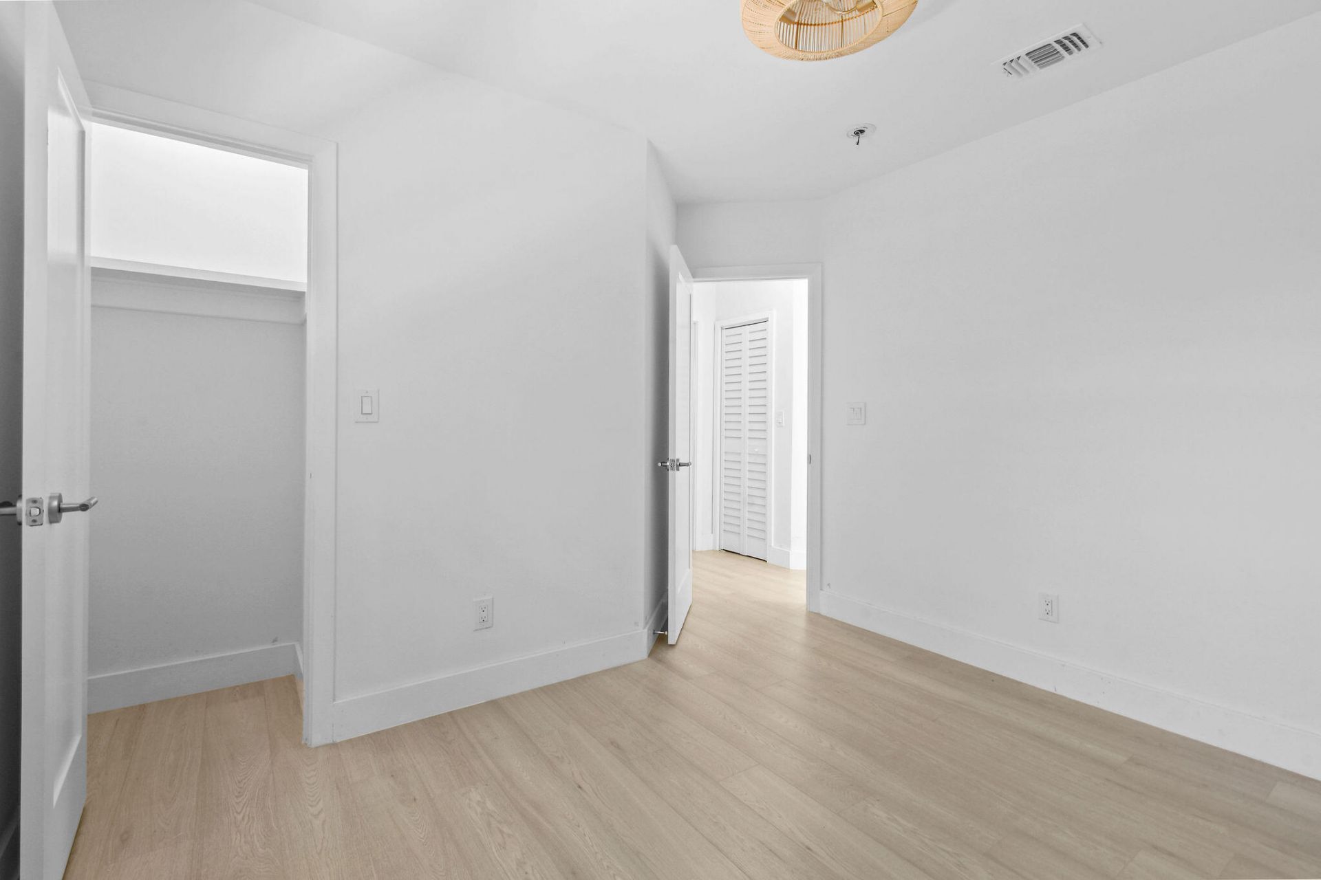 1201 N Ocean Breeze, Lake Worth Beach, FL 33460 Photo