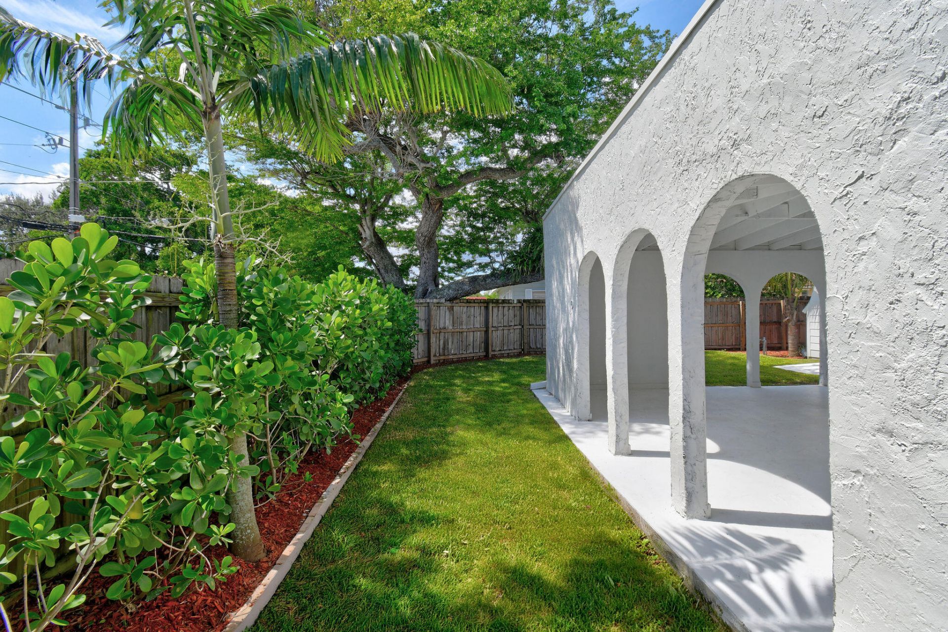 1201 N Ocean Breeze, Lake Worth Beach, FL 33460 Photo