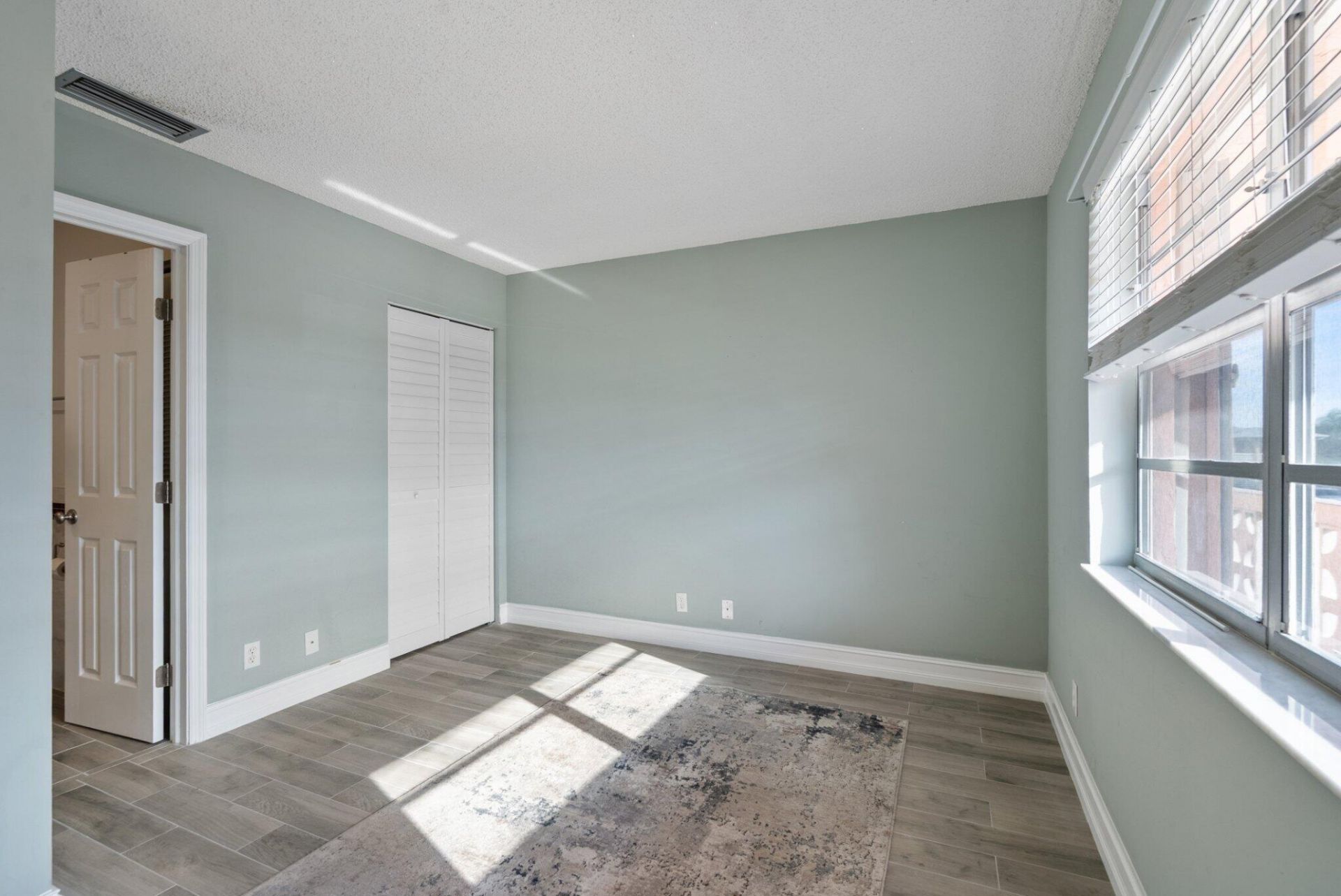 1740 NW 19th Terrace, Unit 202, Delray Beach, FL 33445 Photo