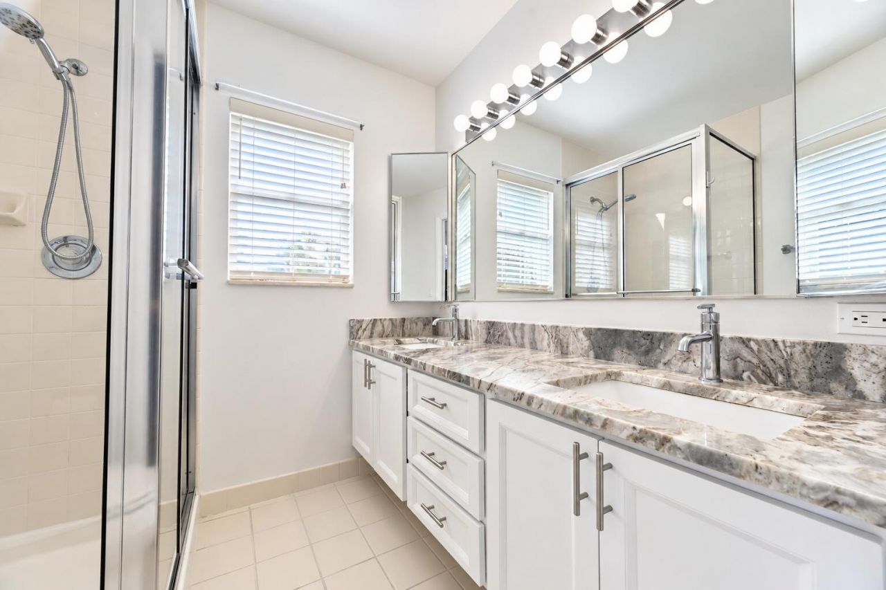 2864 SW Lakemont Place, Palm City, FL 34990 Photo