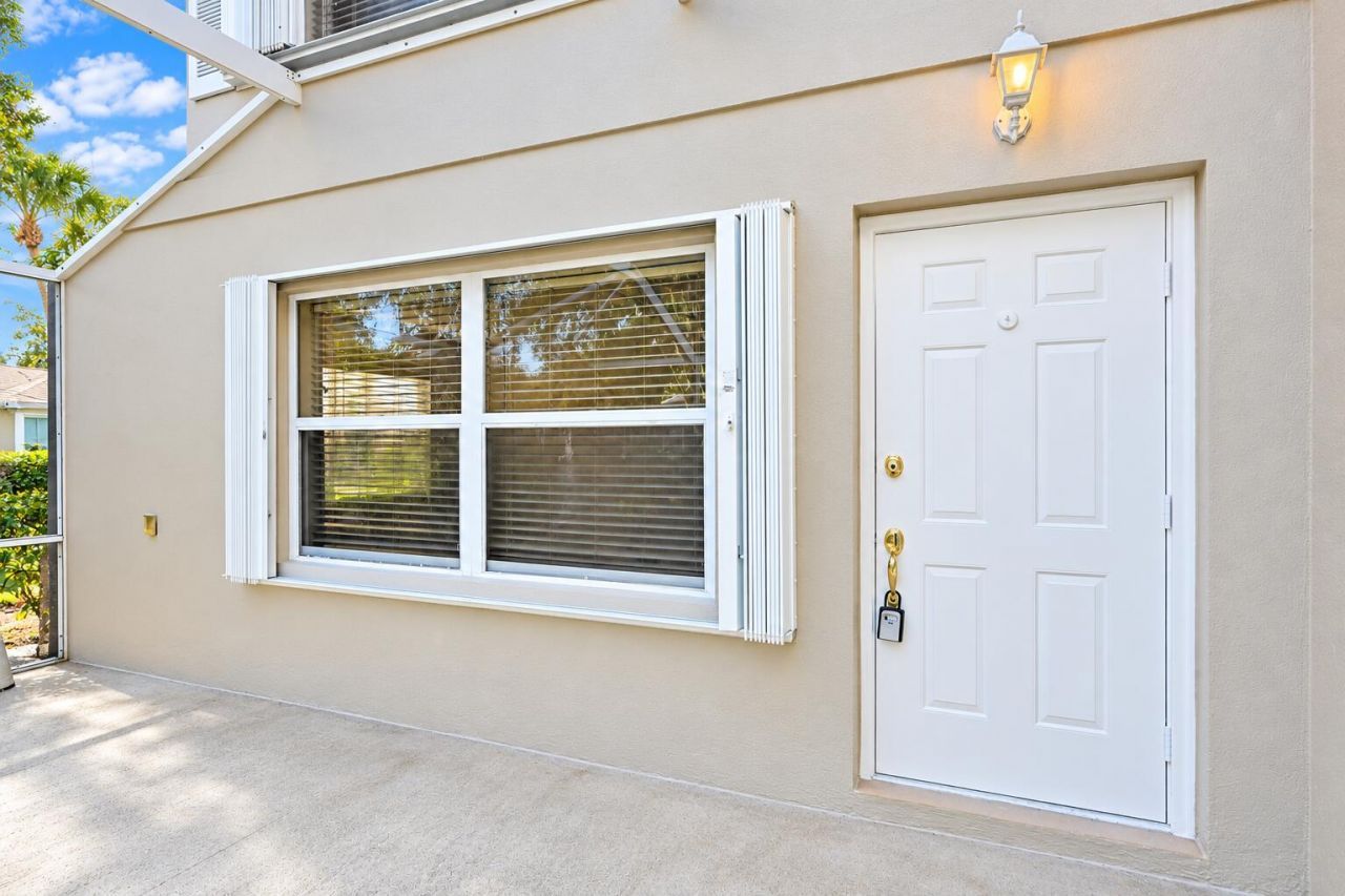 2864 SW Lakemont Place, Palm City, FL 34990 Photo
