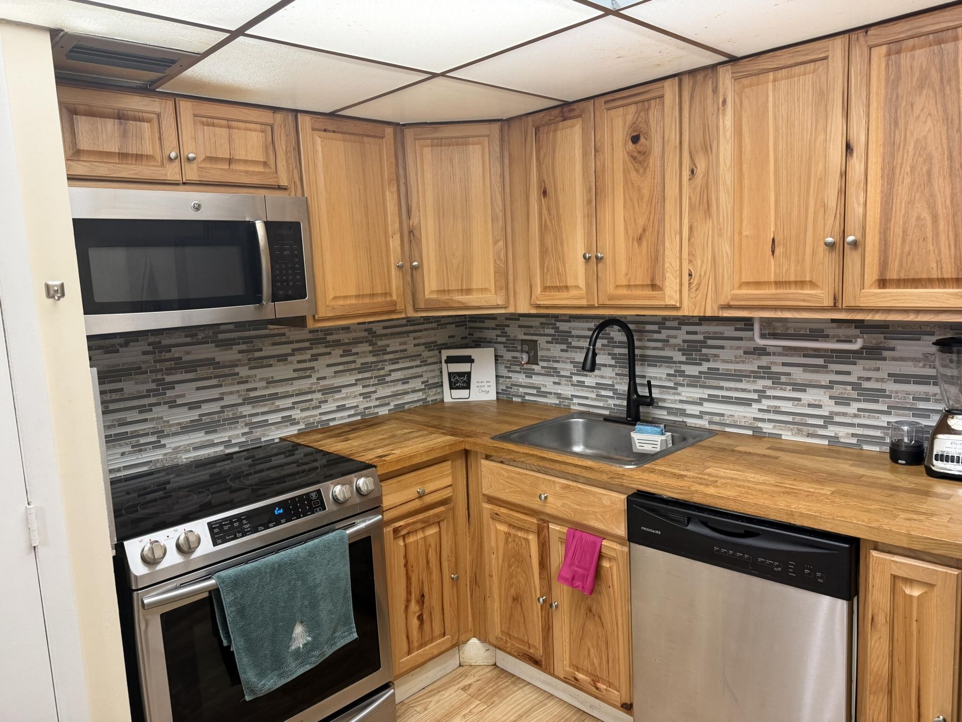 4154 Inverrary Drive, Lauderhill, FL 33319 Photo