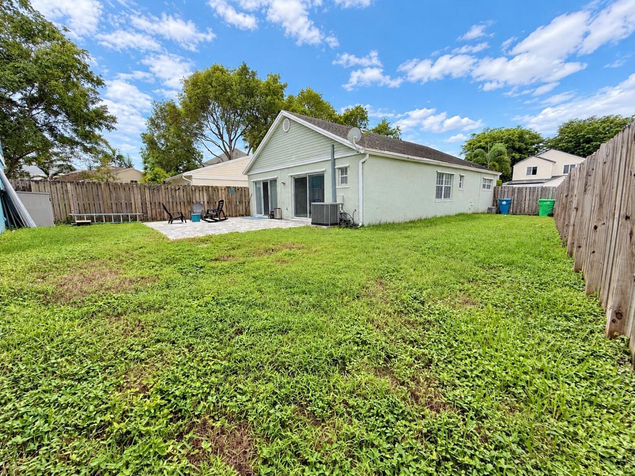 138 SW 159th Way, Sunrise, FL 33326 Photo