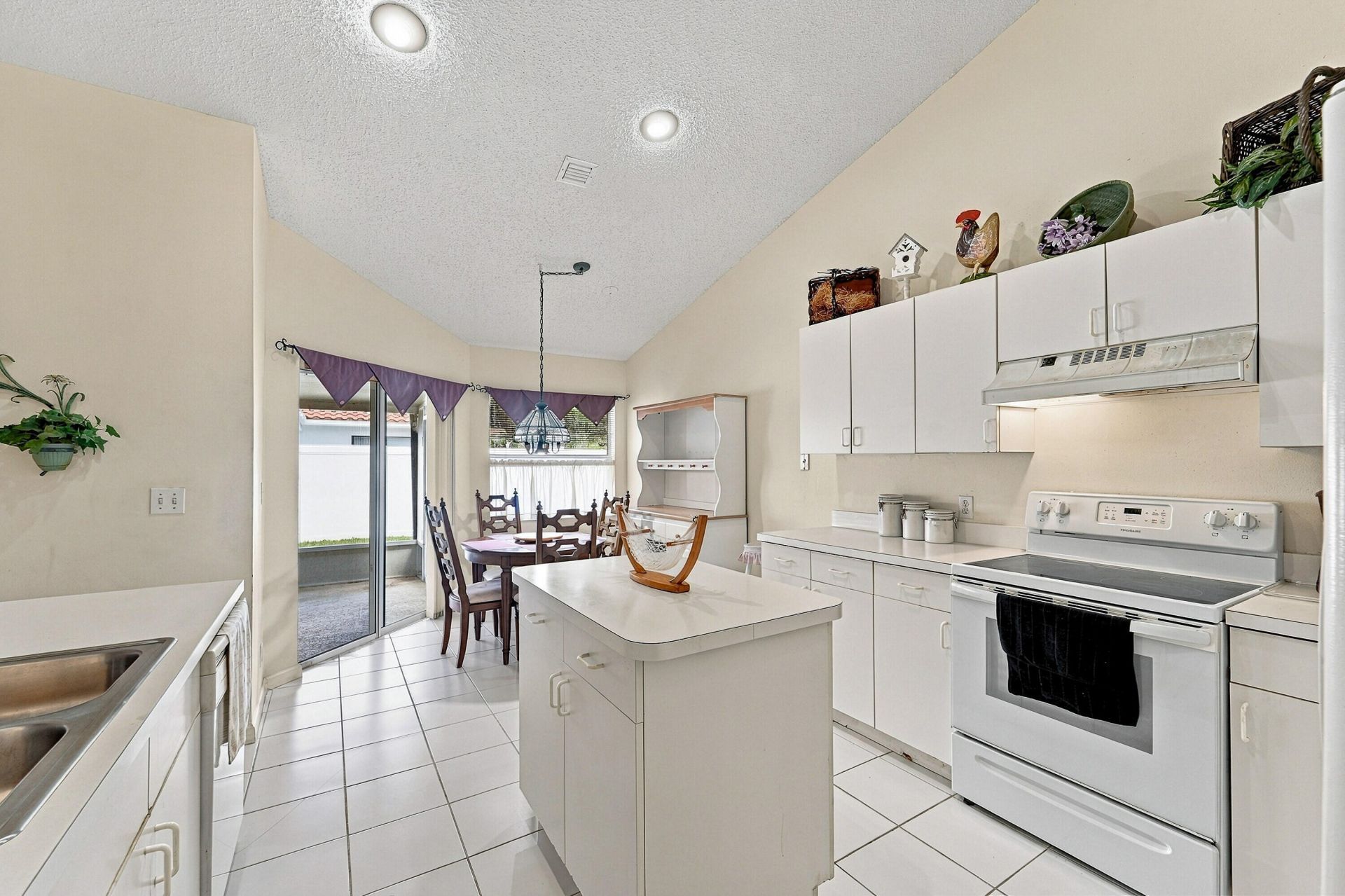 3705 Beachwood Drive, Delray Beach, FL 33445 Photo
