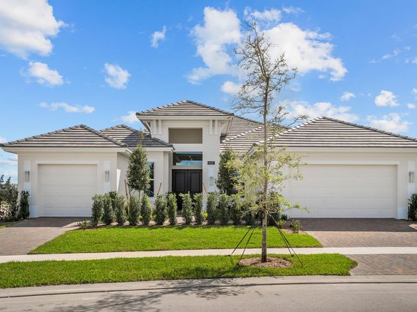 14157 SW PINNACLE Court, Port St. Lucie, FL 34987