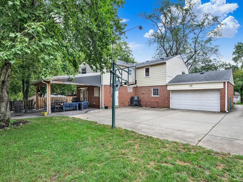 7410 Mar Del Drive, Madeira, OH 45243 Photo 2