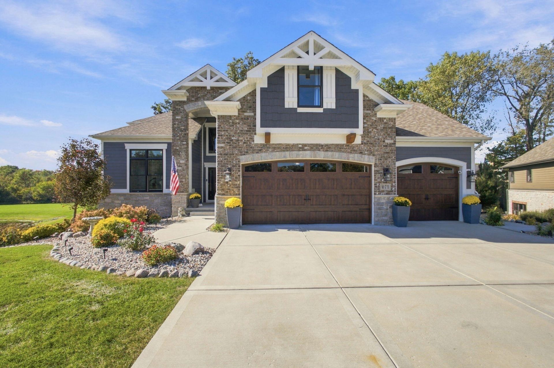 971 Theresa Drive, Crown Point, IN 46307 Main Photo
