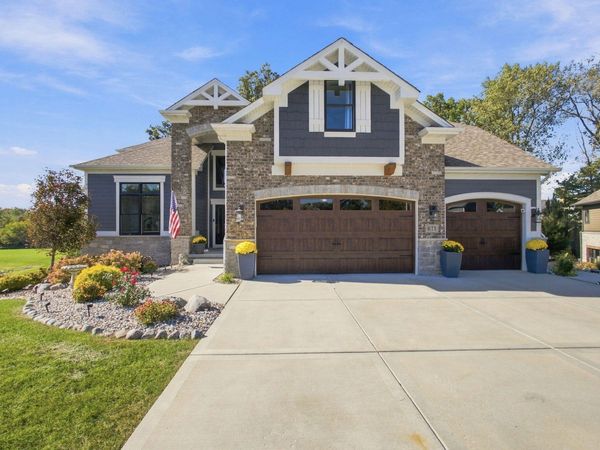 971 Theresa Drive , Crown Point, IN 46307