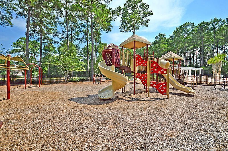 9032 Maple Grove Drive Photo 32