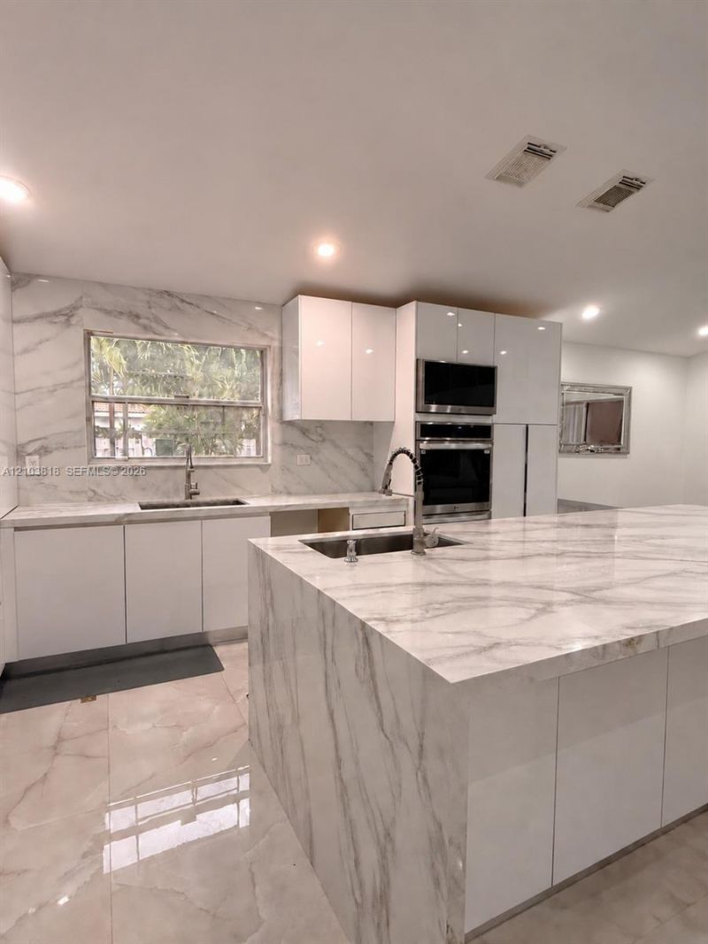 5292 SW 38th Ave , Hollywood, FL 33312 Photo