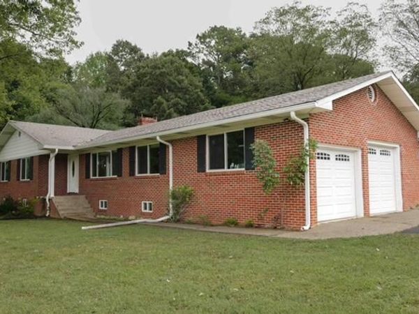1835 County Road 750, Riceville, TN 37370