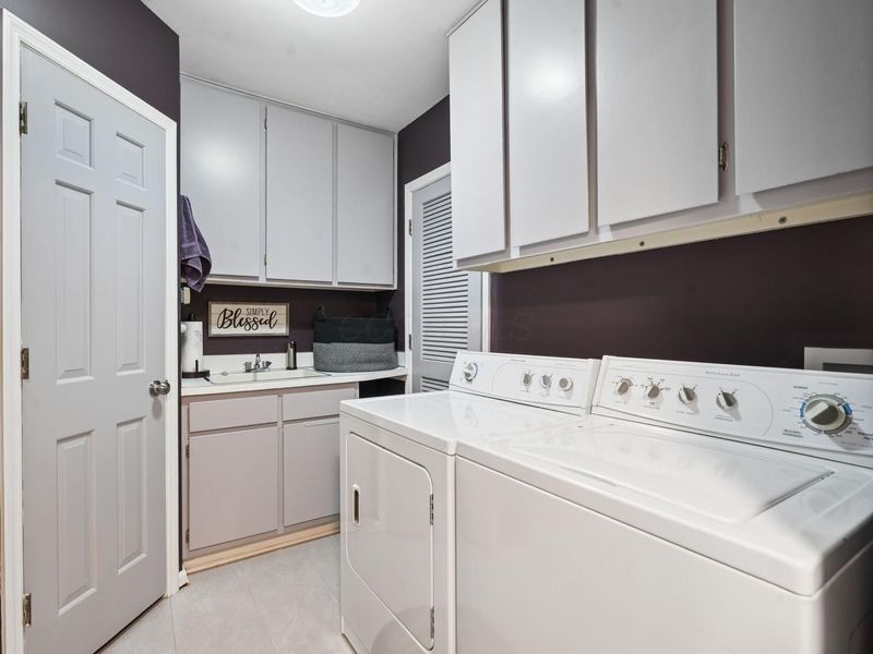 1221 Fountaine Drive, Columbus, OH 43221 Photo 45