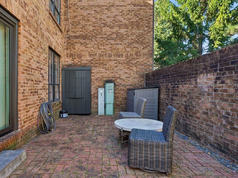 1221 Fountaine Drive, Columbus, OH 43221 Photo 51