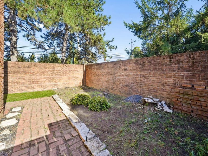 1221 Fountaine Drive, Columbus, OH 43221 Photo 55