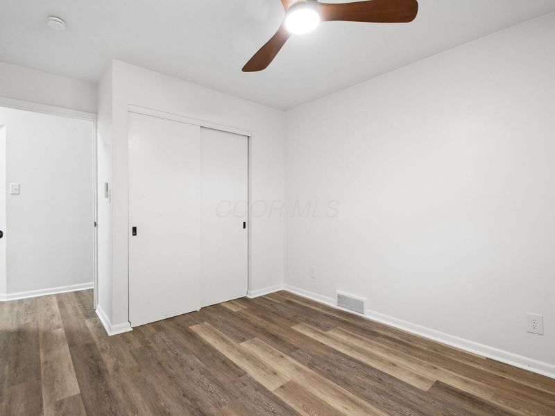 255 Hermitage Road, Columbus, OH 43230 Photo 17