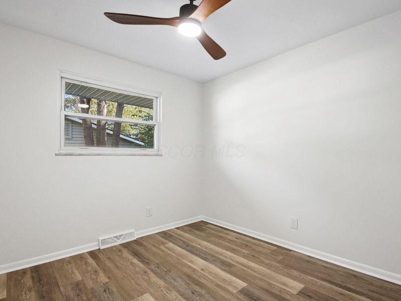 255 Hermitage Road, Columbus, OH 43230 Photo 18