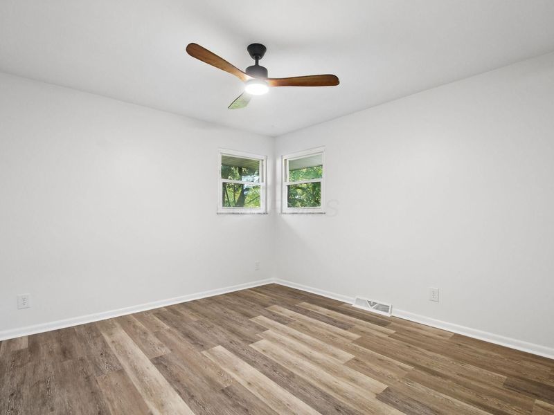 255 Hermitage Road, Columbus, OH 43230 Photo 21