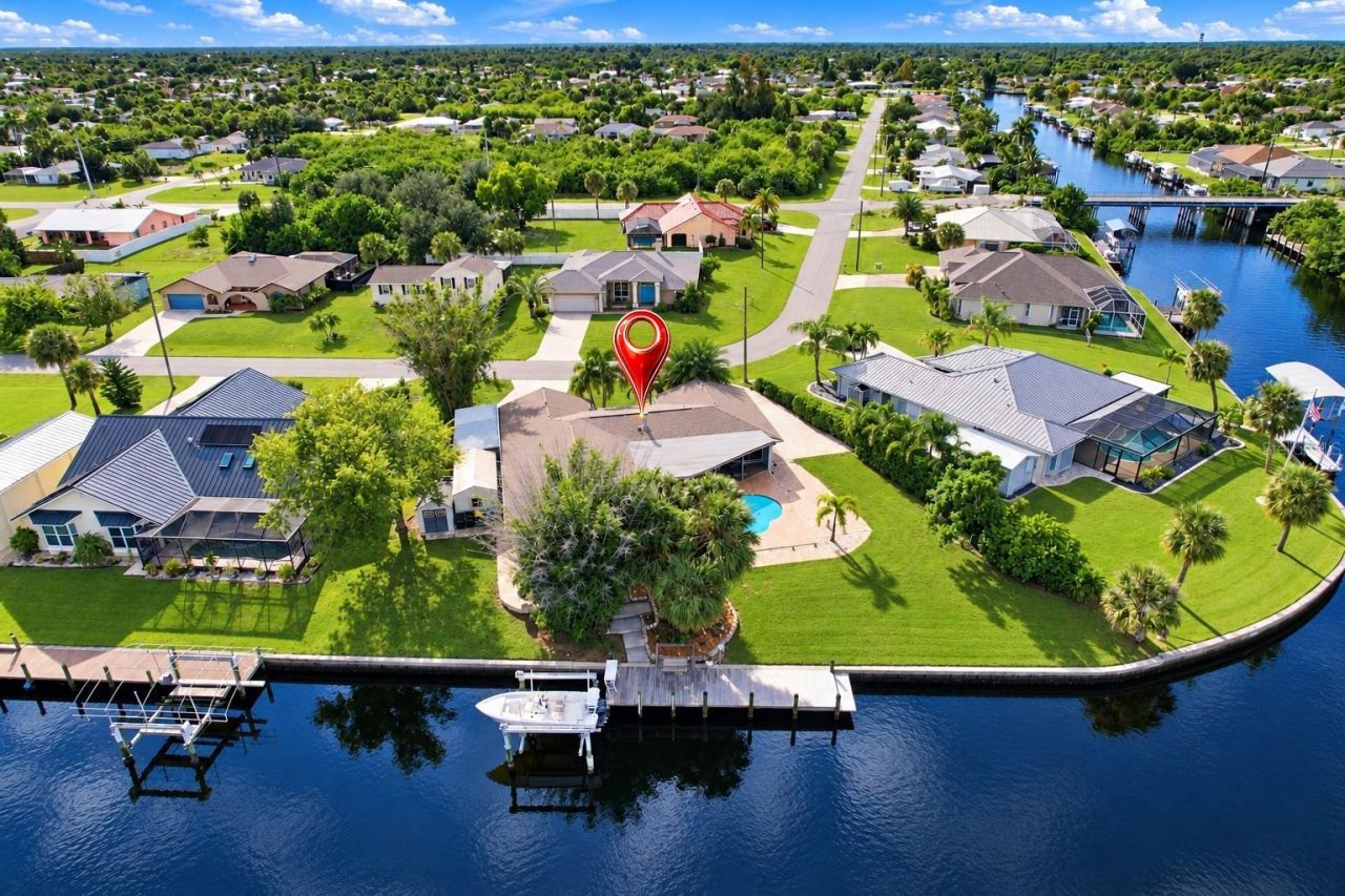 4224 Bur Street , Port Charlotte, FL 33948 Photo