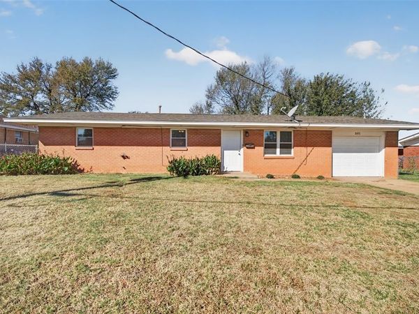501 S Galena Avenue, Geary, OK 73040